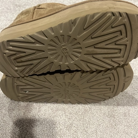 Ugg Classic Ultra Mini Platform - Chestnut - Great Condition - Size 6 - Picture 4 of 5